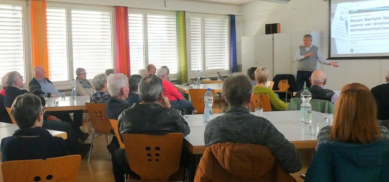  ⓘ KI gen. Vortragsdauer / Preis ca. 1 bis 1½ Std. CHF 360.00 &#55357&#56599 Kontakt: (Anmelden) &#55357&#56551 welcome@blattner-training.ch &#55357&#56542 078 821 71 93 Mo-Fr, 10-12 Uhr und 13.30-17 Uhr Die Welt der Künstlichen Intelligenz: Möglichkeiten, Risi­ken und Zu­kunfts­aus­blicke